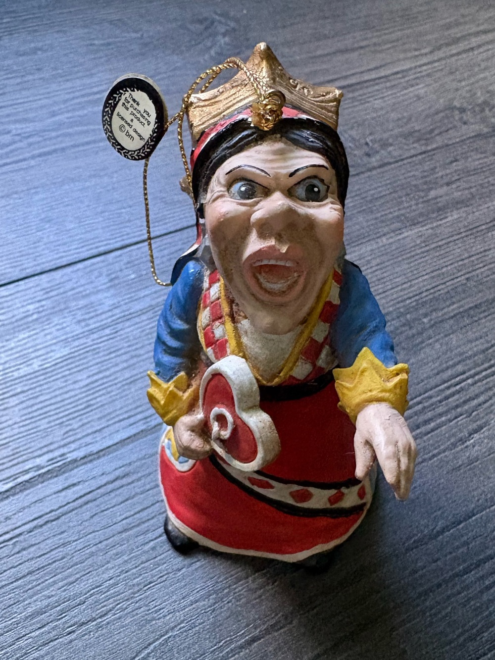 Smithsonian Queen of Hearts Alice in Wonderland Resin Christmas Ornament 4"